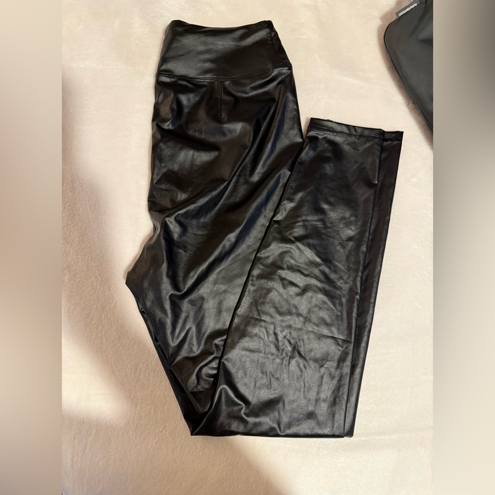 Aerie faux leather leggings